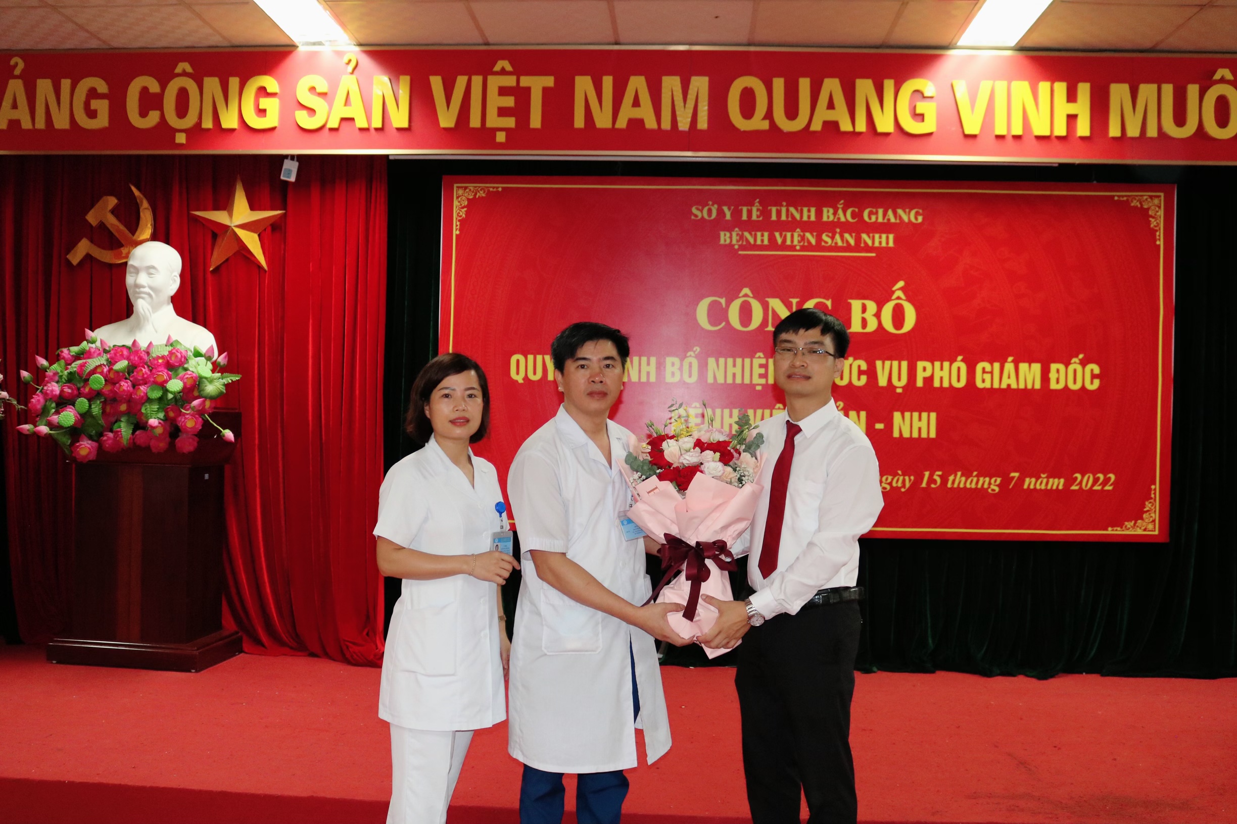 609C3C9E-B0B1-4EE0-ABF4-54014AC76F59