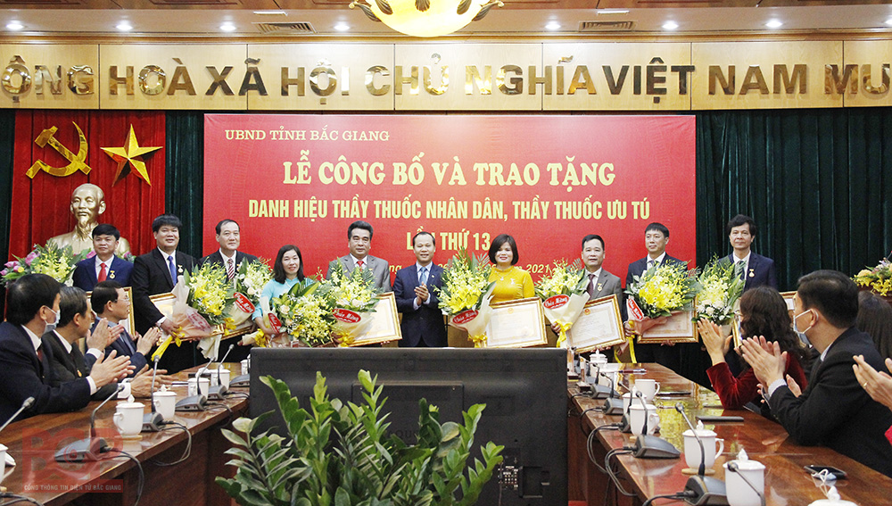 thay-thuoc-uu-tu